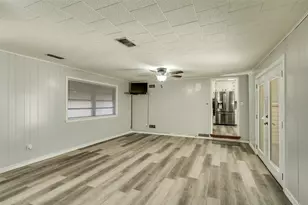 400 S Bailey St, Electra, TX 76360 - Photo 15