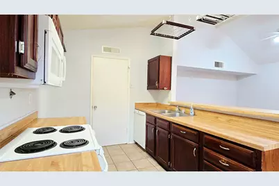 4427 Chapman Street, The Colony, TX 75056 - Photo 5