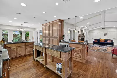 7141 Twin Tree Lane, Dallas, TX 75214 - Photo 11