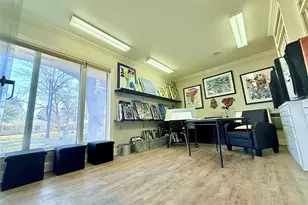 7141 Twin Tree Ln, Dallas, TX 75214 - Photo 9