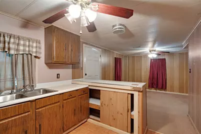 8188 Fm 1206, Iowa Park, TX 76367 - Photo 11