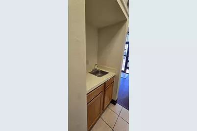 739 S R. L. Thornton, Dallas, TX 75203 - Photo 7