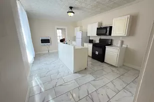 428 W Morgan St, Denison, TX 75020 - Photo 9