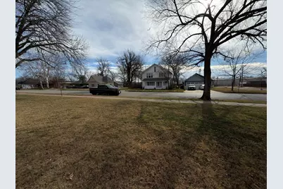 428 W Morgan Street, Denison, TX 75020 - Photo 33