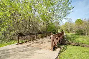 2016 Pembrooke Pl, Denton, TX 76205 - Photo 39