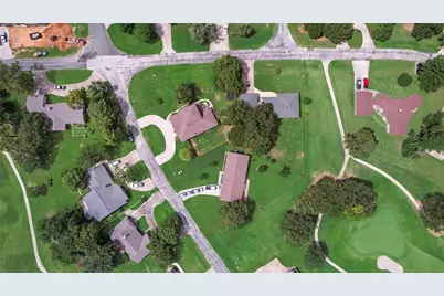 315 Navajo Trail, Lake Kiowa, TX 76240 - Photo 9