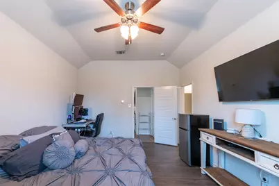 2320 Pyrite Drive, Little Elm, TX 76227 - Photo 5