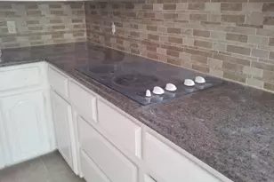 5402 Edgewater Cir, Rowlett, TX 75088 - Photo 3