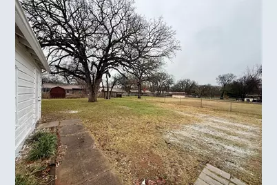 133 Gordon Drive, Azle, TX 76020 - Photo 5