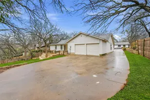 1806 Burr Oak St, Arlington, TX 76012 - Photo 29