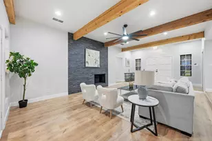 1806 Burr Oak St, Arlington, TX 76012 - Photo 3