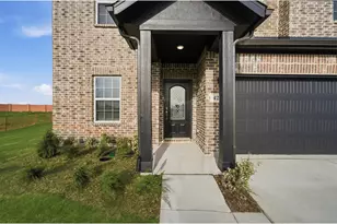 424 Bronco Dr, Waxahachie, TX 75165 - Photo 3