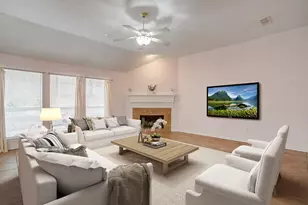 6003 Blue Mesa Dr, Arlington, TX 76017 - Photo 3