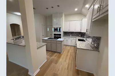 9005 Trails Edge Drive, North Richland Hills, TX 76182 - Photo 7