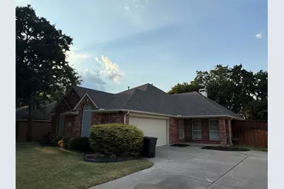 9005 Trails Edge Drive, North Richland Hills, TX 76182 - Photo 3