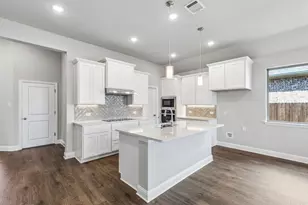 4504 Snakeweed St, Fort Worth, TX 76036 - Photo 9