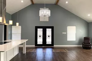 810 Thornton-Carter St, Mexia, TX 76667 - Photo 5