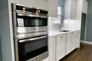 810 Thornton-Carter St, Mexia, TX 76667 - Photo 9