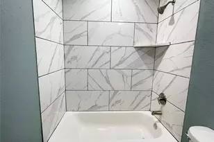 810 Thornton-Carter St, Mexia, TX 76667 - Photo 17