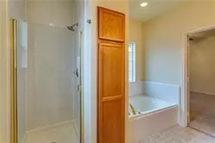 6119 Cypress Point Dr, Garland, TX 75043 - Photo 3