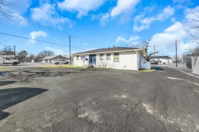 200 E Russell Avenue, Bonham, TX 75418 - Photo 5