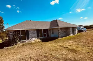 497 County Rd 4642, Trenton, TX 75490 - Photo 13
