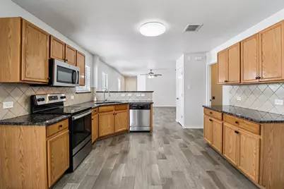 8919 Valley River Drive, Fort Worth, TX 76244 - Photo 7