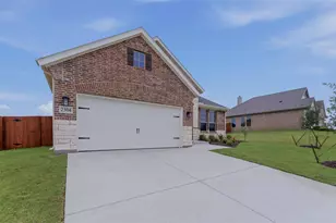 2304 Shamrock Lane, Weatherford, TX 76087 - Photo 3