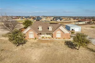 257 Reatta Dr, Decatur, TX 76234 - Photo 1