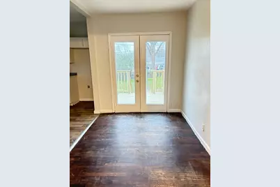 822 Oak Street, Grand Prairie, TX 75050 - Photo 3