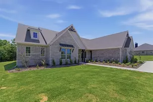 907 Perrin Ln, Van Alstyne, TX 75495 - Photo 5