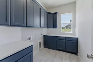 907 Perrin Ln, Van Alstyne, TX 75495 - Photo 9