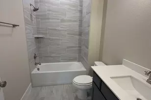 907 Perrin Ln, Van Alstyne, TX 75495 - Photo 7