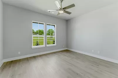 907 Perrin Lane, Van Alstyne, TX 75495 - Photo 11