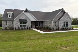 907 Perrin Ln, Van Alstyne, TX 75495 - Photo 1