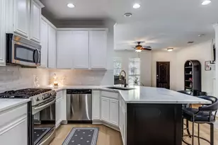 8629 Stargazer Dr, McKinney, TX 75070 - Photo 9