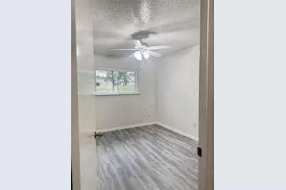 5645 Bonner Drive, Haltom City, TX 76148 - Photo 9