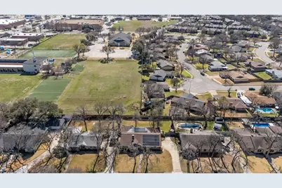 203 Oak Forest Trail, Euless, TX 76039 - Photo 33