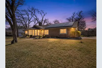 203 Oak Forest Trail, Euless, TX 76039 - Photo 1