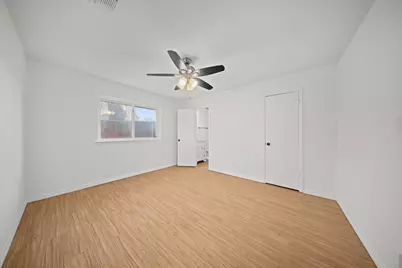 203 Oak Forest Trail, Euless, TX 76039 - Photo 27