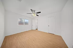 203 Oak Forest Trail, Euless, TX 76039 - Photo 27