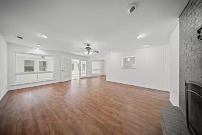 203 Oak Forest Trail, Euless, TX 76039 - Photo 11