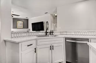 5609 Phoenix Dr, The Colony, TX 75056 - Photo 13