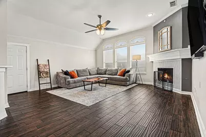 5609 Phoenix Drive, The Colony, TX 75056 - Photo 9