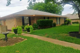 1001 Hunters Creek, DeSoto, TX 75115 - Photo 3