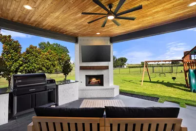 1074 Pioneer Crossing, Weatherford, TX 76088 - Photo 33