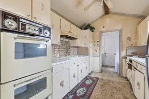 8100 Bobwhite Dr, Frisco, TX 75034 - Photo 9