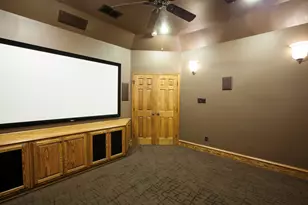 8100 Rosemont Dr, Plano, TX 75025 - Photo 7