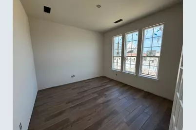 545 Waterford Park Boulevard, Weatherford, TX 76087 - Photo 3