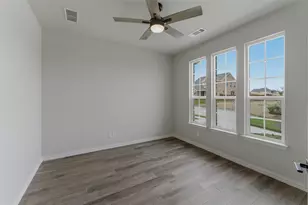 545 Waterford Park Boulevard, Weatherford, TX 76087 - Photo 3